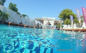 Cavo D' Oro Complex Apartment Kavos  Greece